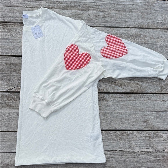 DAYDREAMER Gingham Heart Long-Sleeve Tee - Vintage White nwt